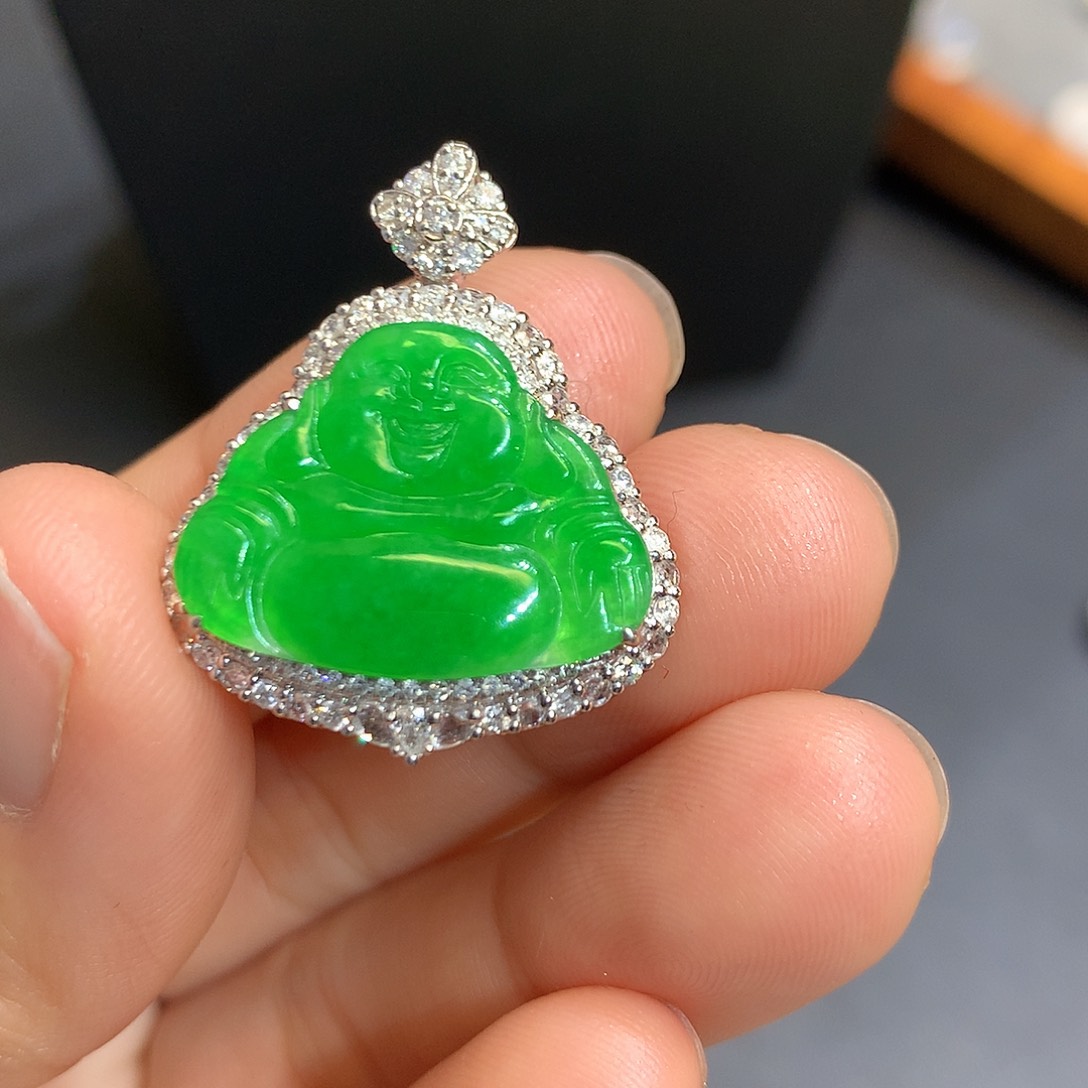 翡翠吊坠(不含链)18K金镶嵌