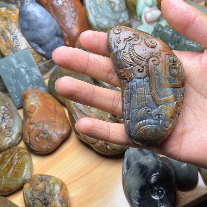 和田玉未镶嵌挂件沂***?