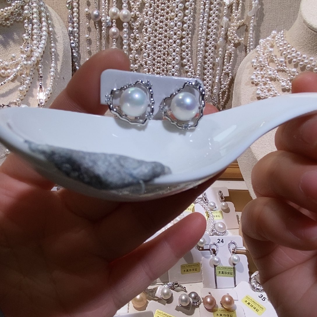 耳饰淡水珍珠银S925镶嵌极光炫彩爱心耳钉