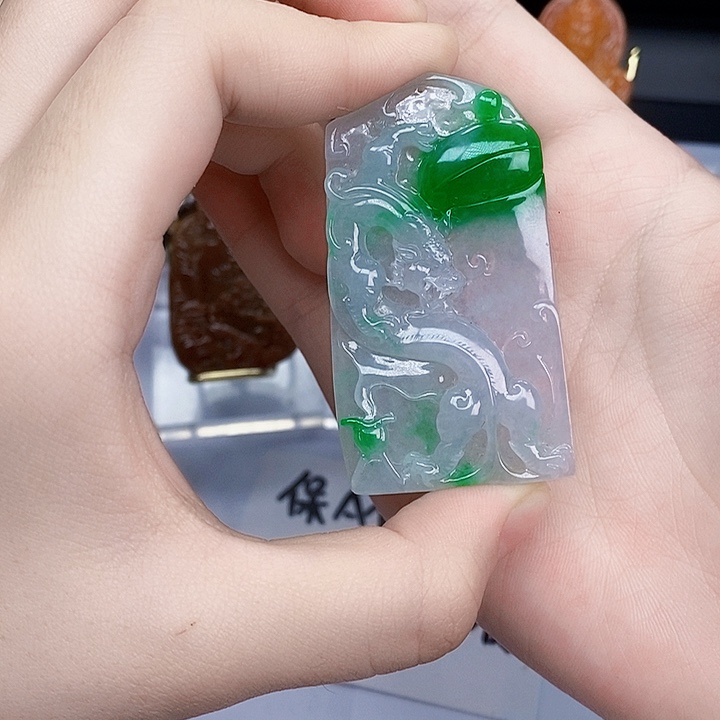 颈饰未镶嵌翡翠翡翠A货