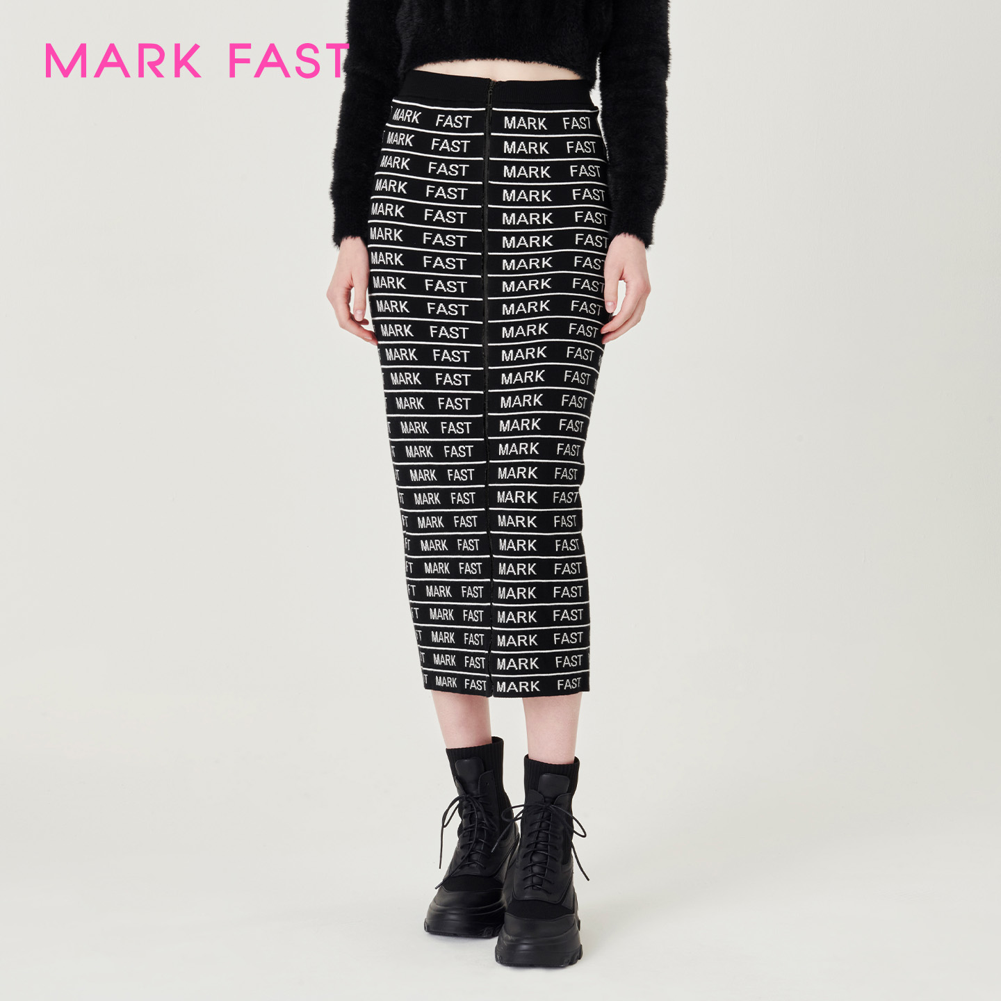 MARKFAST秀场同款设计师品牌徽标优雅针织包臀裙女M1CFW05650