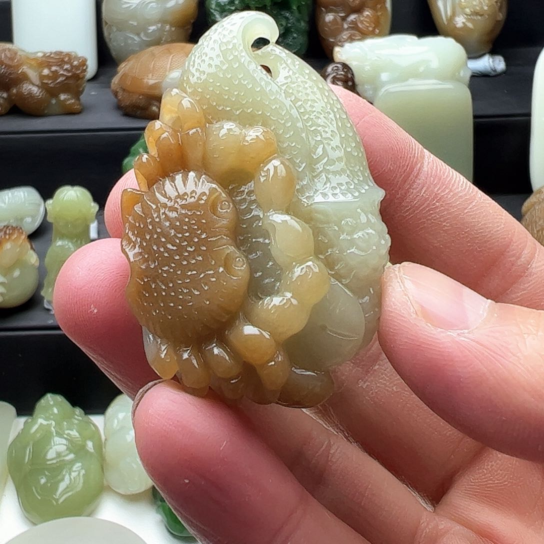 和田玉挂件未镶嵌