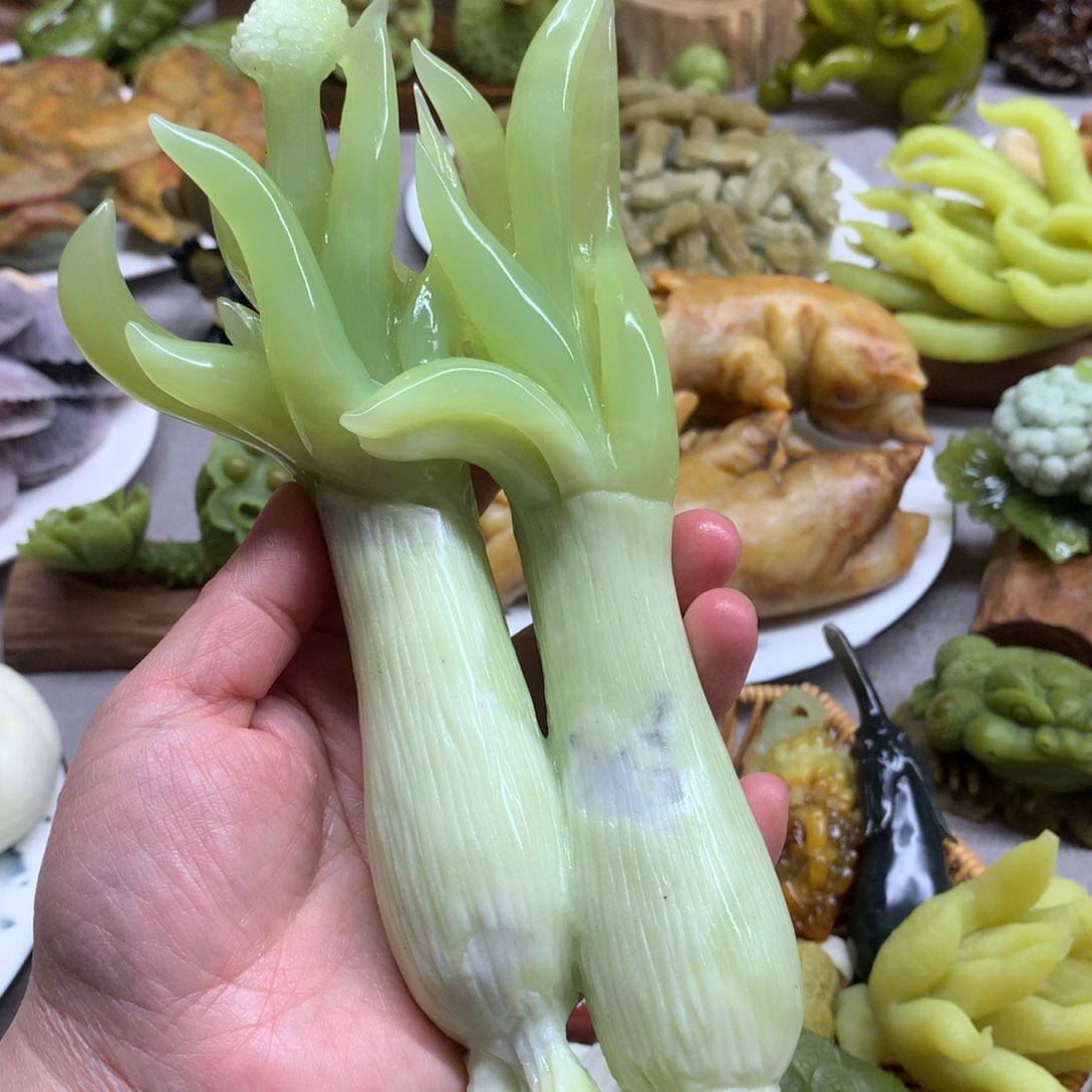 蛇纹石玉手把件未镶嵌