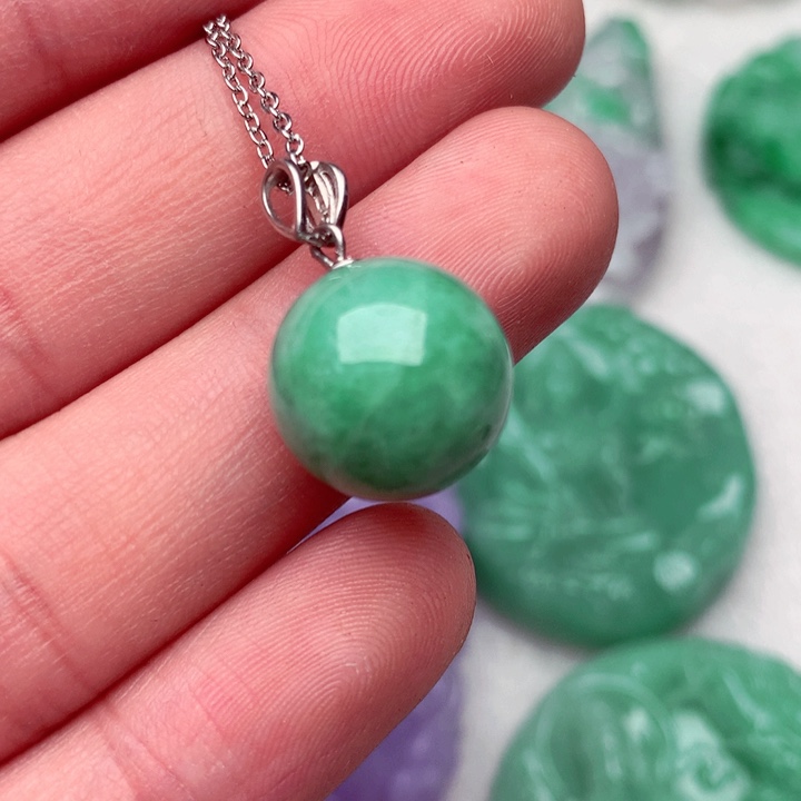 翡翠吊坠(不含链)未镶嵌