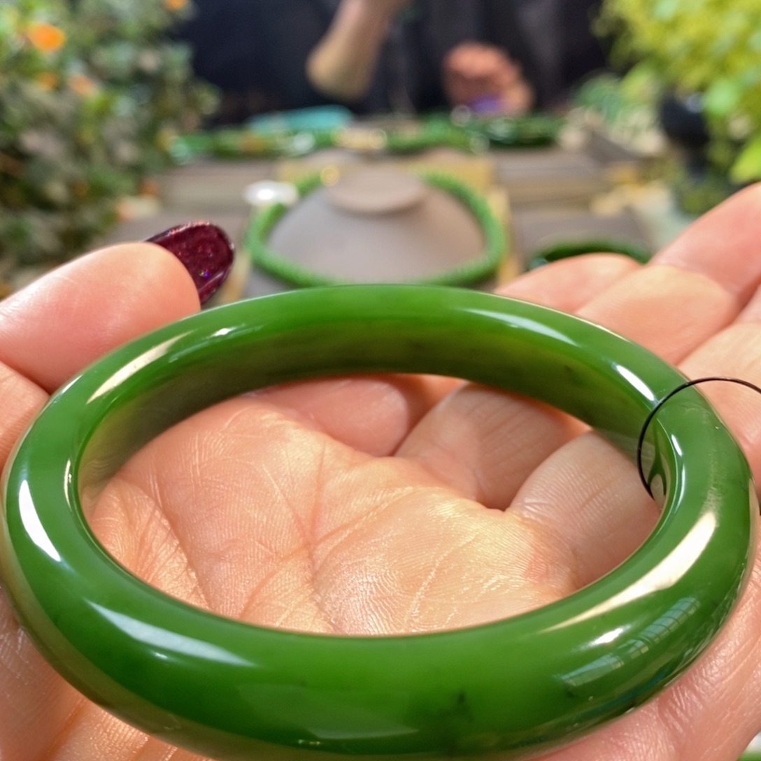 和田玉（碧玉）手镯未镶嵌