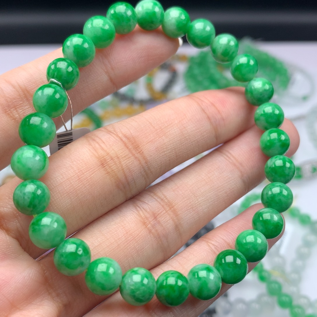 翡翠手链未镶嵌卡