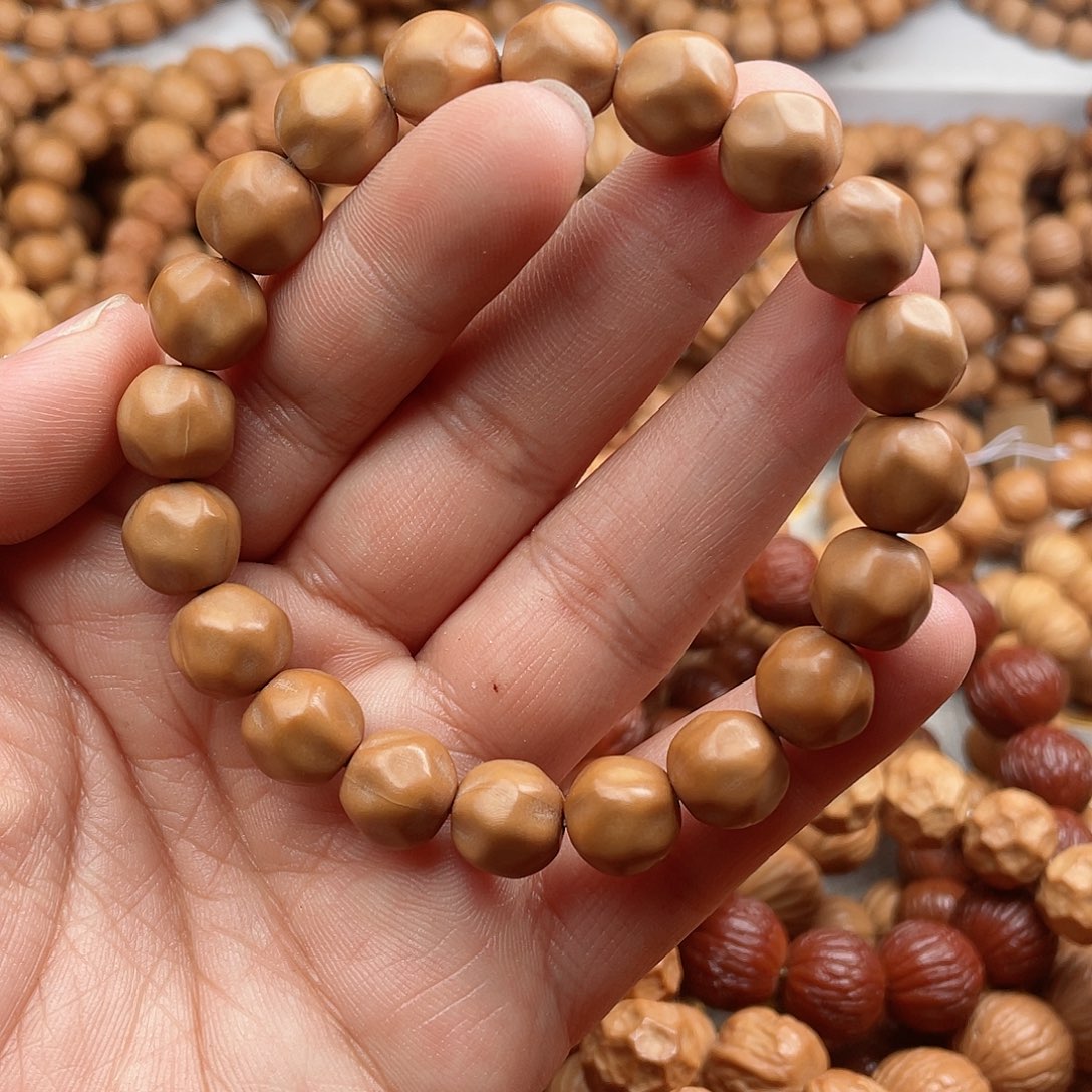 猴头核桃吊坠11+微瑕奶酪