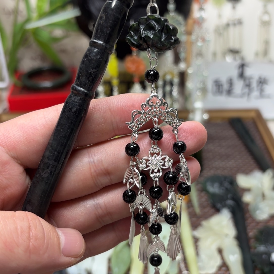 蛇纹石玉合金戒指