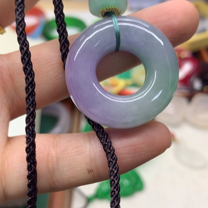 颈饰未镶嵌翡翠吊坠