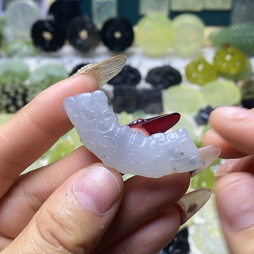 【闪购商品】蛇纹石玉颈饰未镶嵌