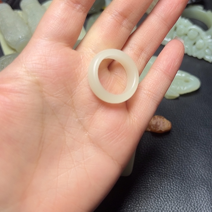 和田玉未镶嵌颈饰20