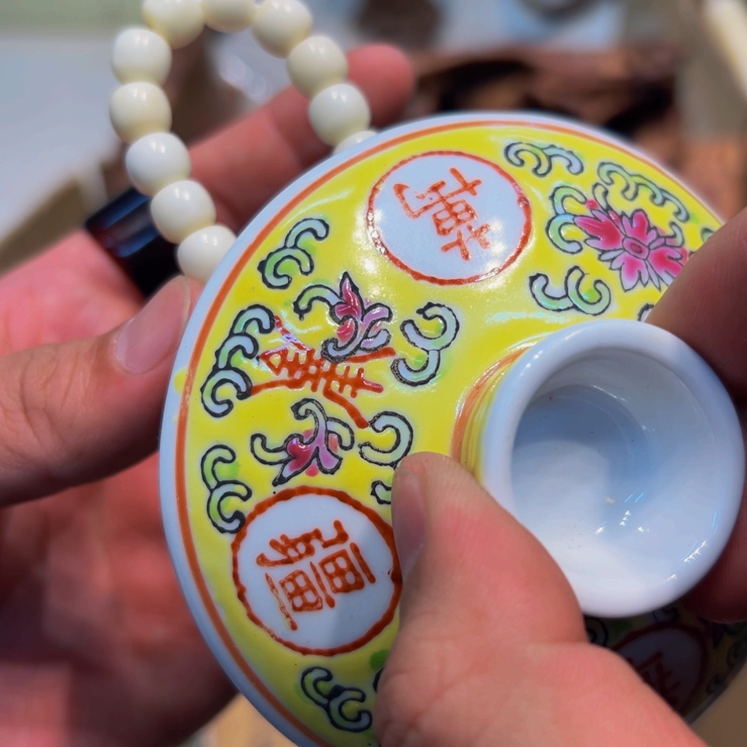 瓷器花瓶瓷器花瓶比如说