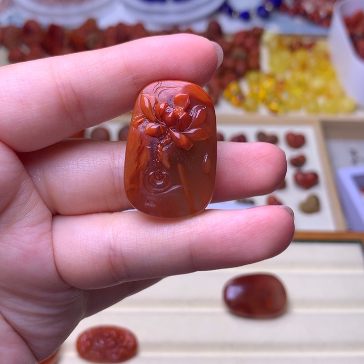 ****晶南红玛瑙未镶嵌珠宝半成品14