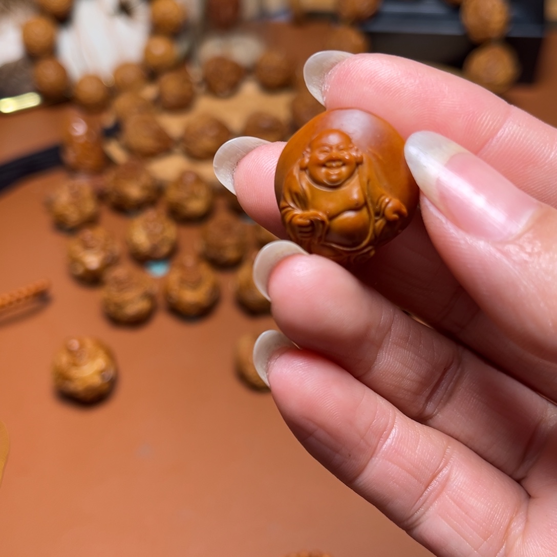 橄榄核手串/手链浮雕米勒单子