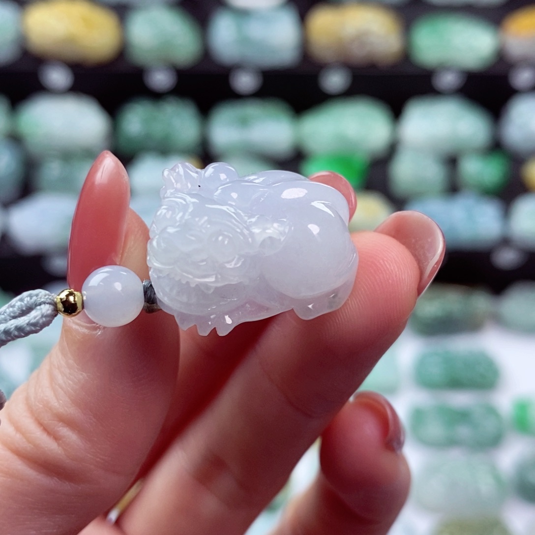 翡翠颈饰未镶嵌天然