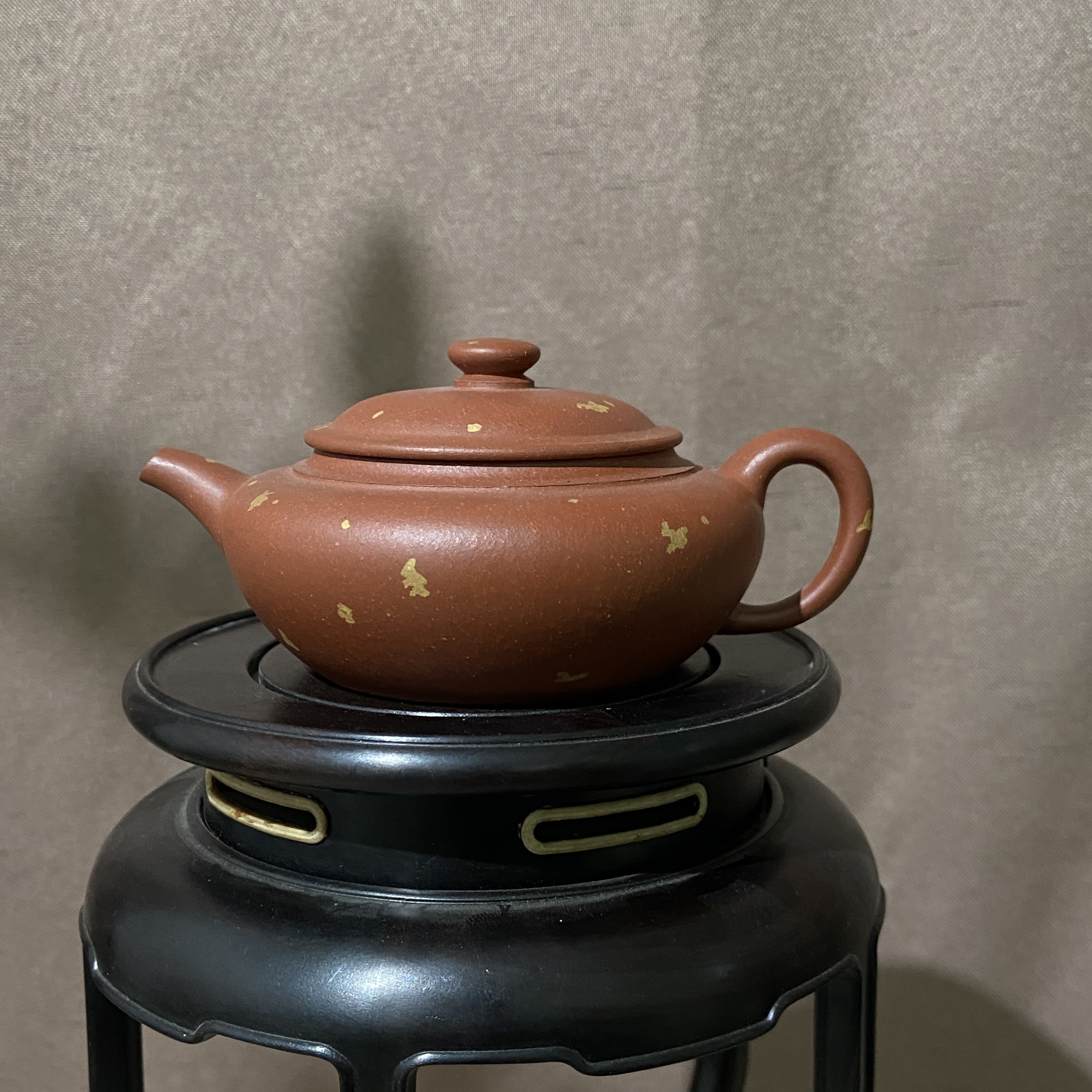 宜兴手工紫砂陶 茶壶GS3394-2