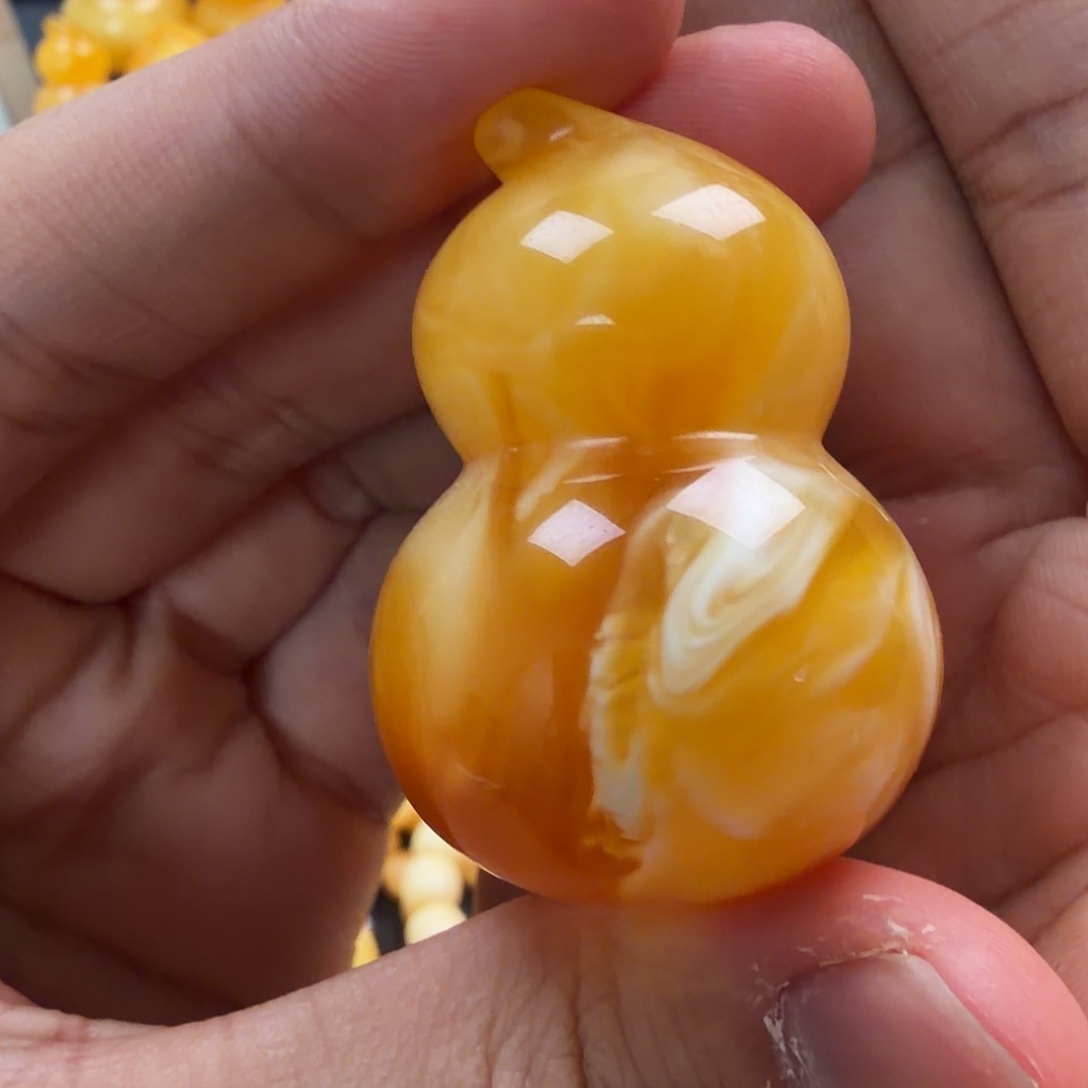 琥珀未镶嵌珠宝奇石21g