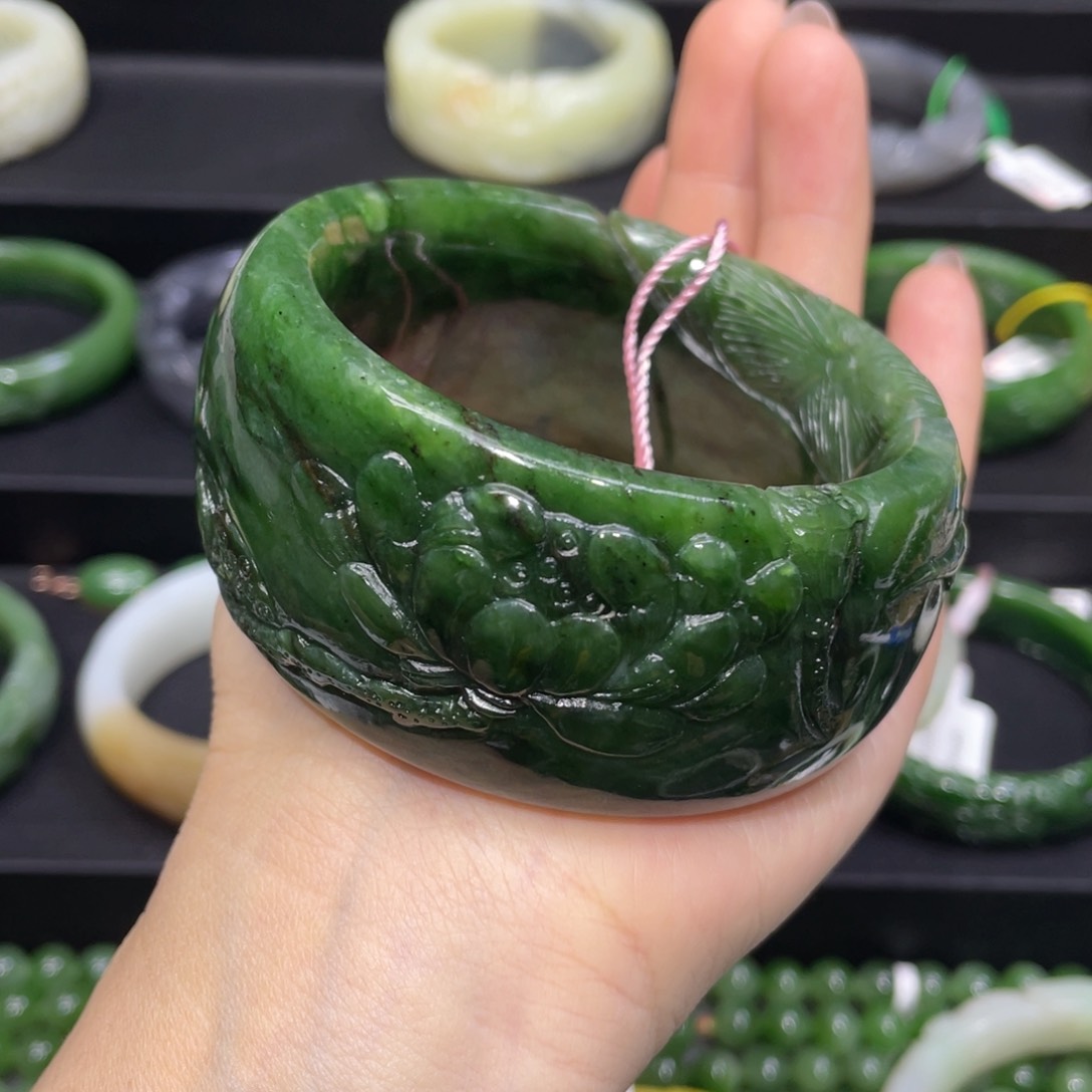 和田玉手镯57+圈口 编号7未镶嵌