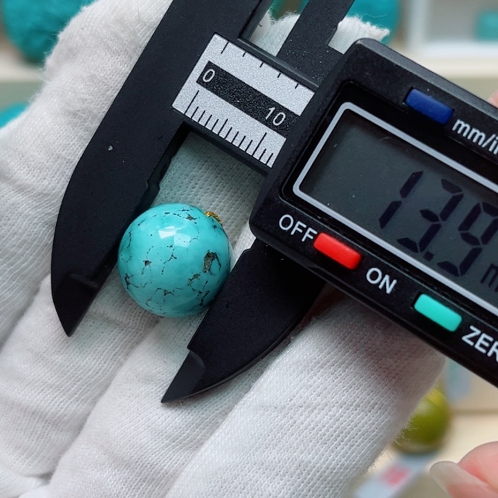 绿松石珠宝未镶嵌