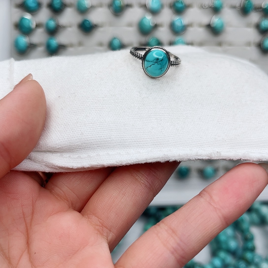 绿松石绿松石未镶嵌