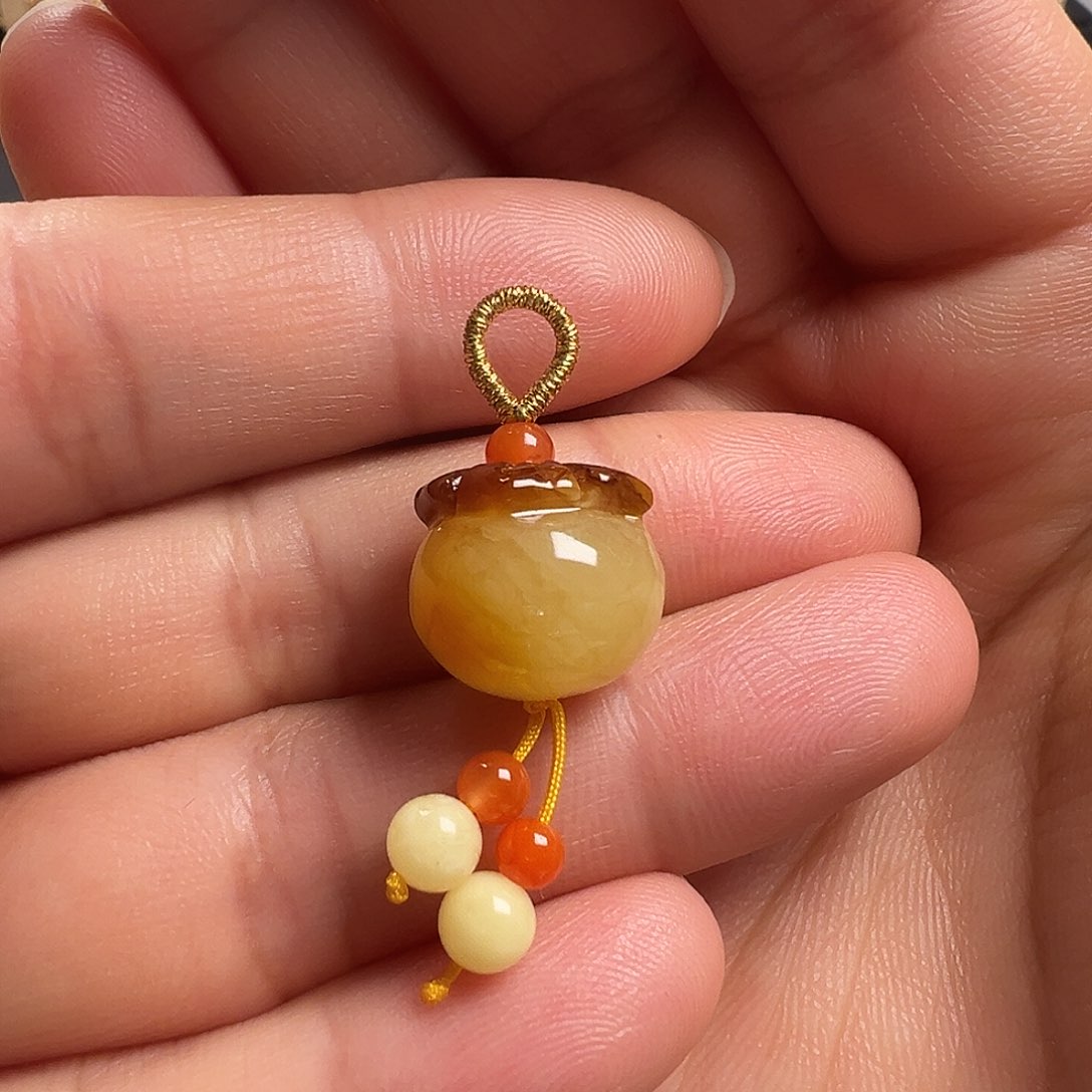 蜜蜡颈饰未镶嵌柿子提溜