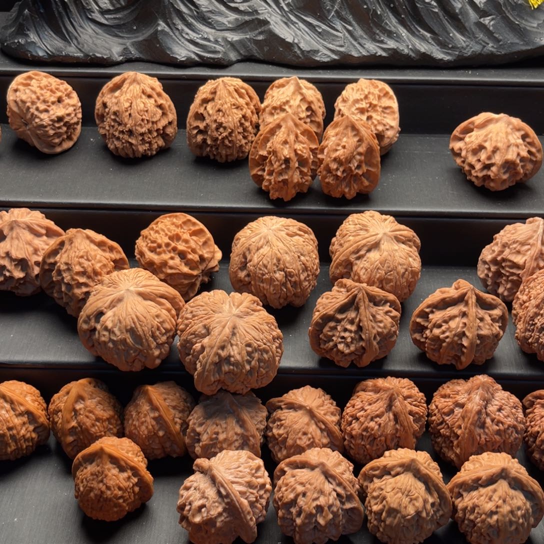 星***曦文玩核桃吊坠鸡心