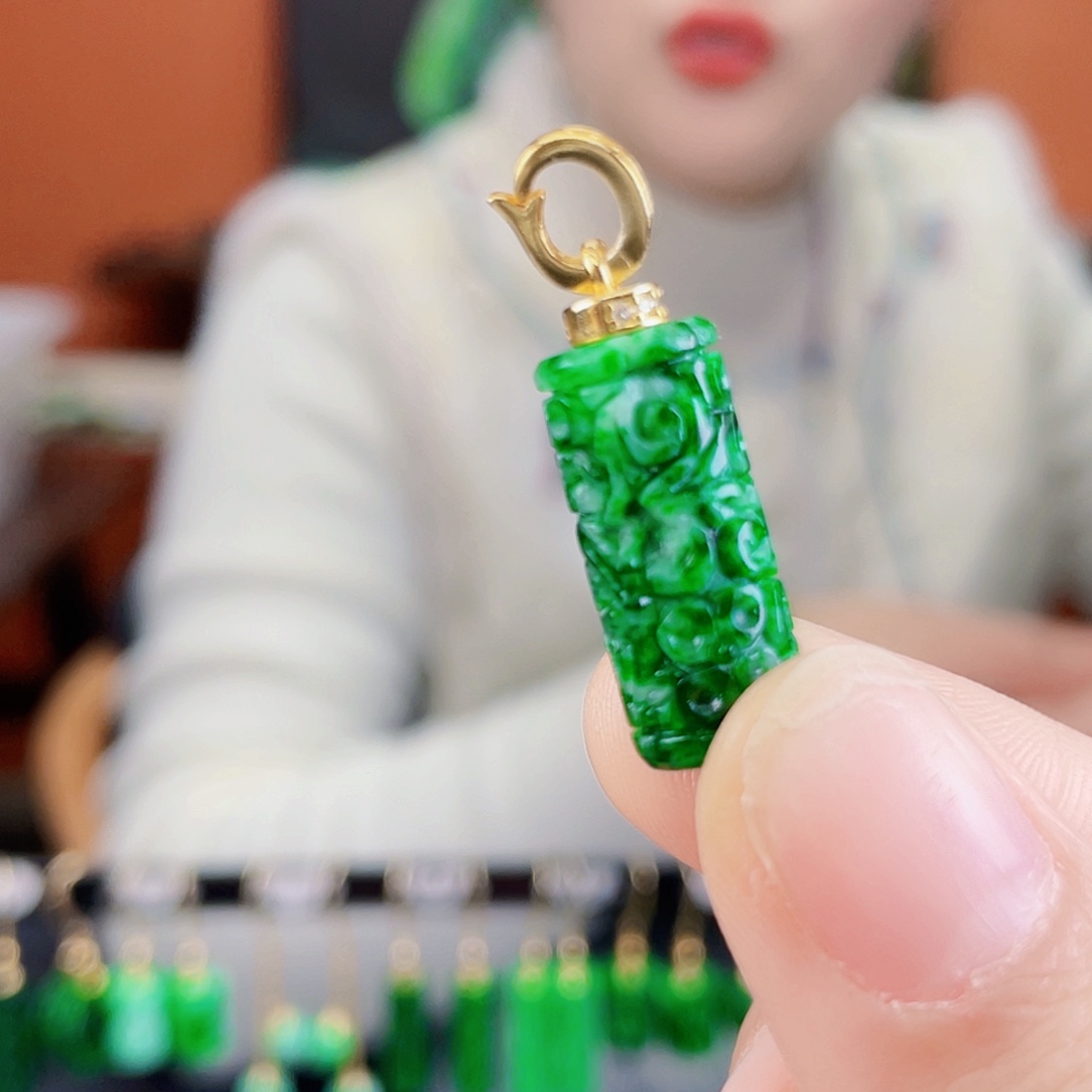 翡翠未镶嵌耳饰饰品