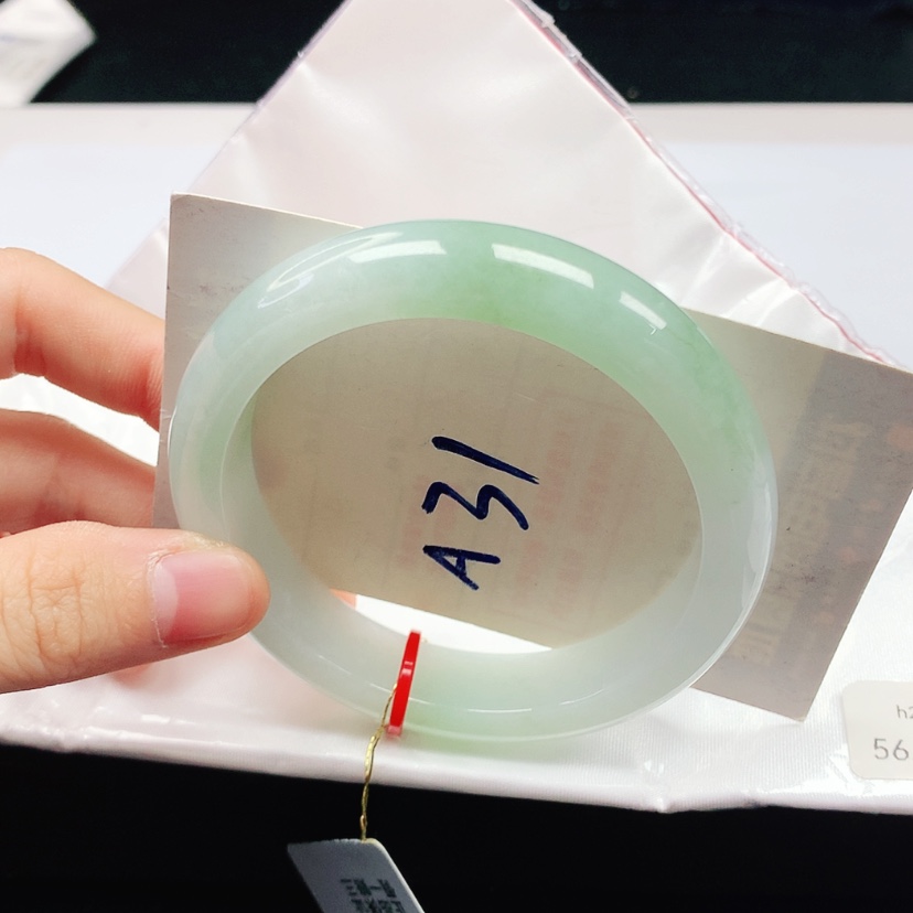 【闪购商品】翡翠手镯未镶嵌天然缅甸a货手镯56+