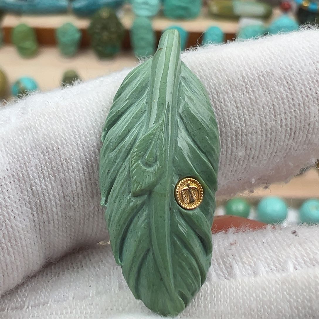 绿松石配饰未镶嵌