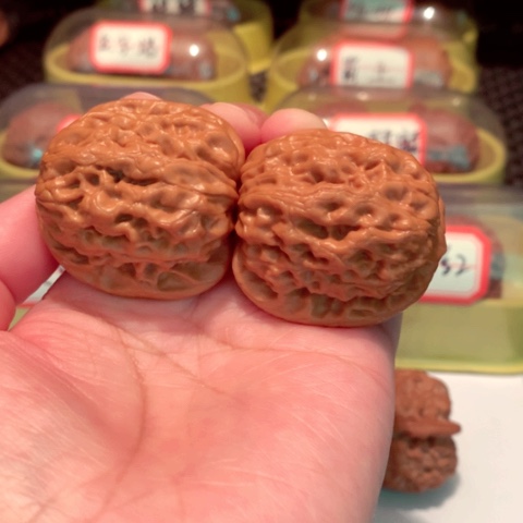 吊坠文玩核桃天***饭霸王