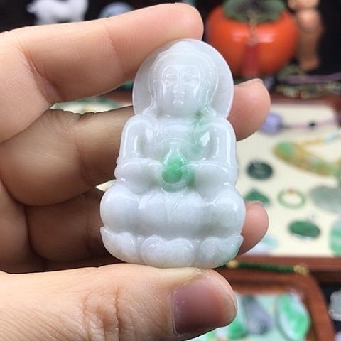 翡翠颈饰未镶嵌观音