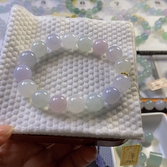 定制翡翠未镶嵌翡翠.