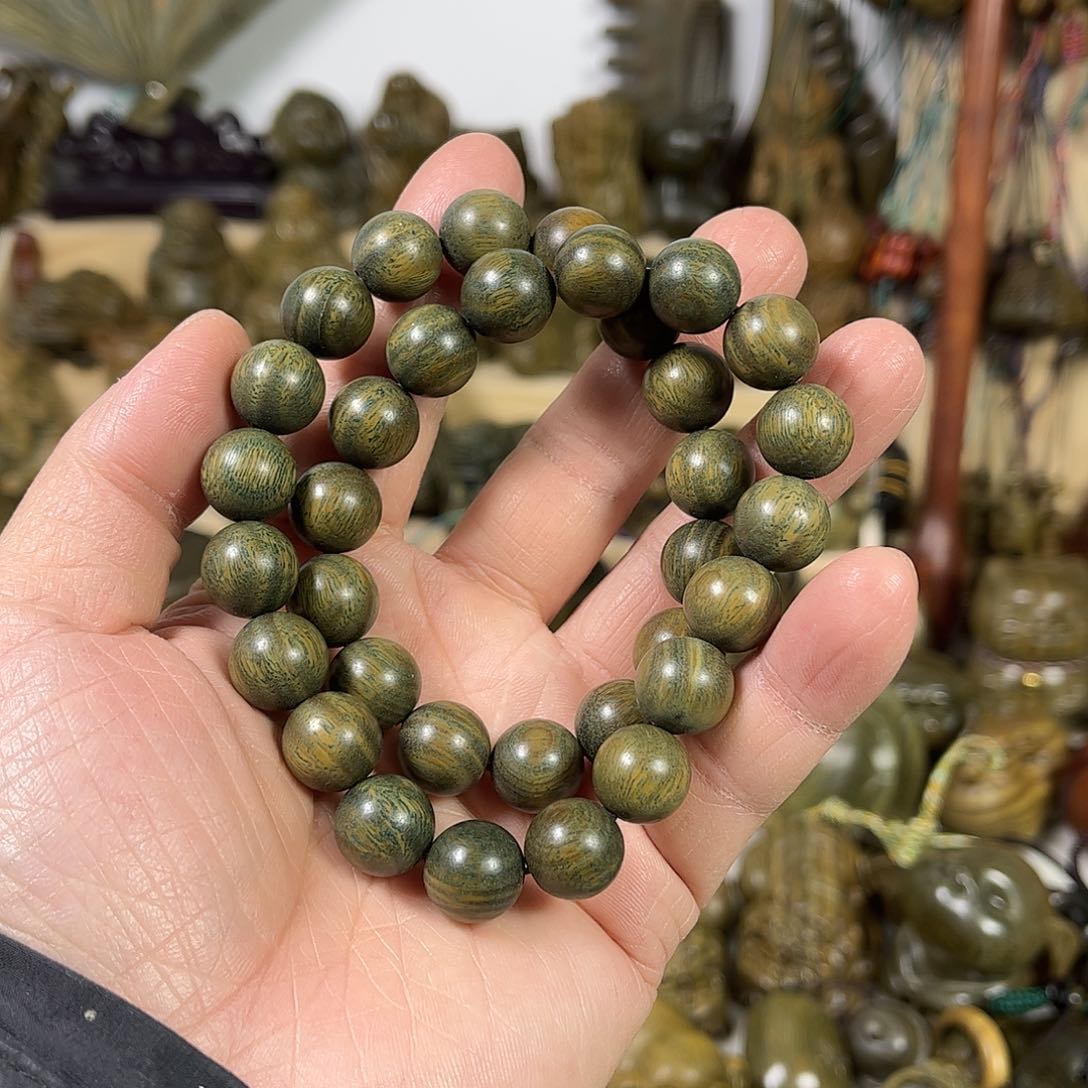 维腊木（绿檀）云**宫1.2手持