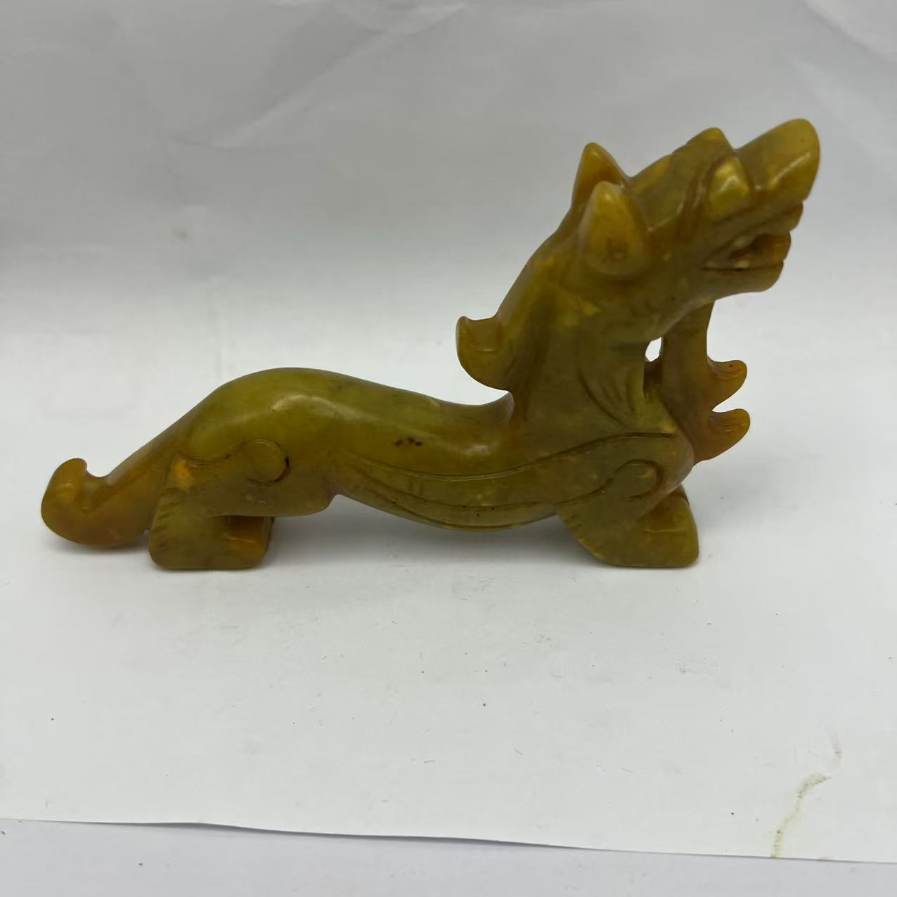 R186/LL 玉麒麟 /摆件