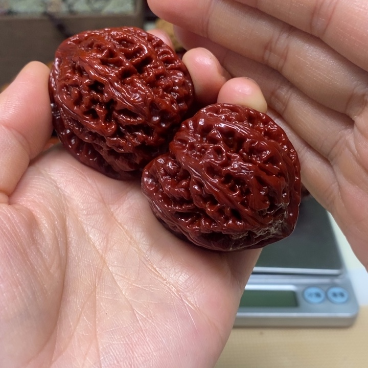 文玩核桃手串粗筋