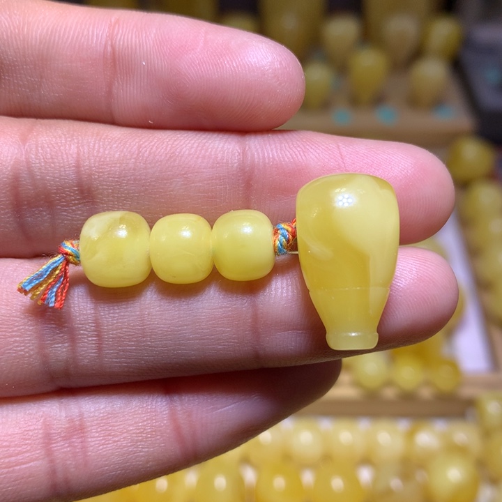 蜜蜡裸石未镶嵌天然俄料黄白花蜜蜡套装8.5-11.5左右