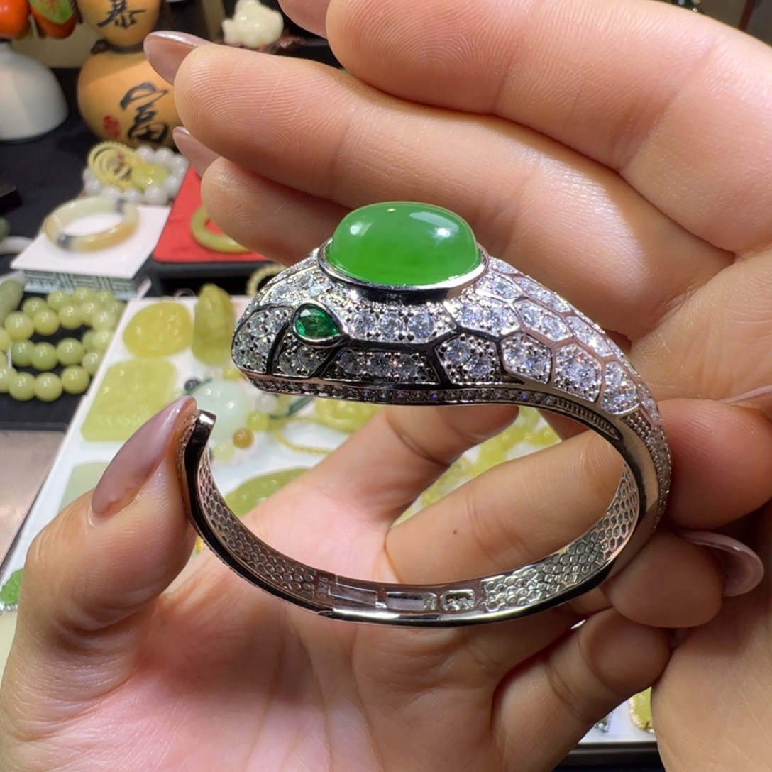 和田玉银S925镶嵌颈饰