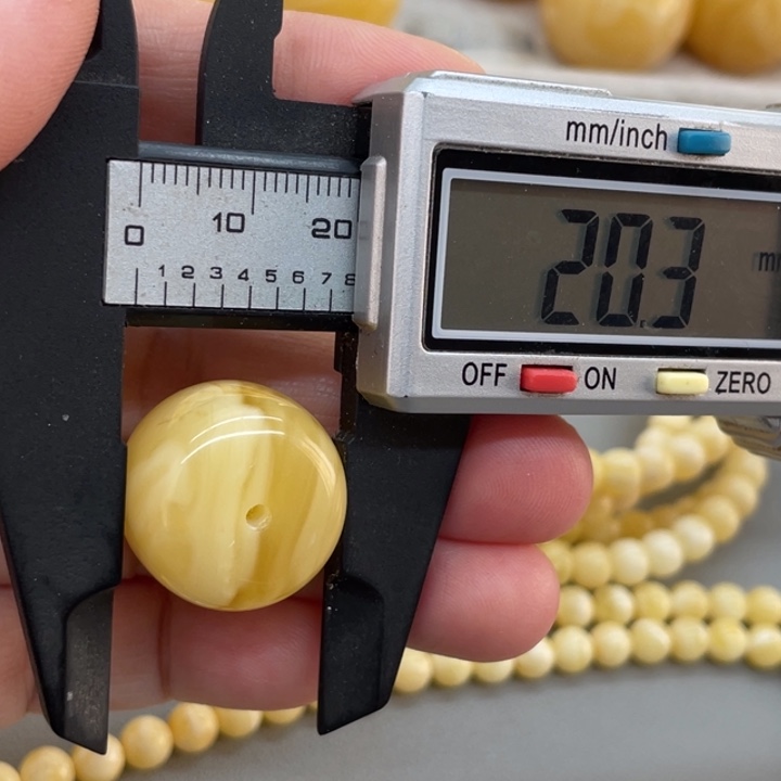 琥珀未镶嵌裸石蜜蜡