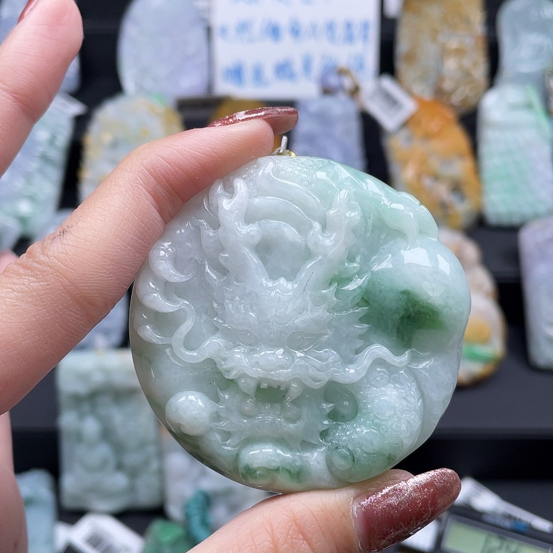 翡翠吊坠(不含链)未镶嵌