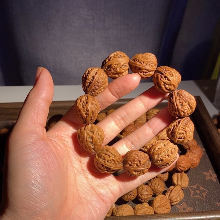 【闪购商品】文玩核桃手串…………6
