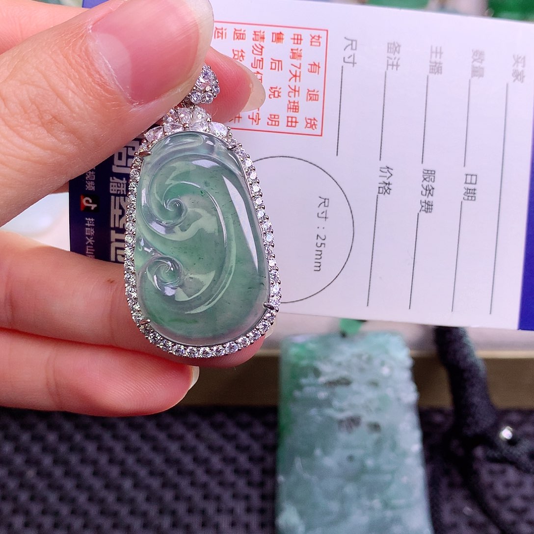 颈饰银S925镶嵌翡翠翡翠