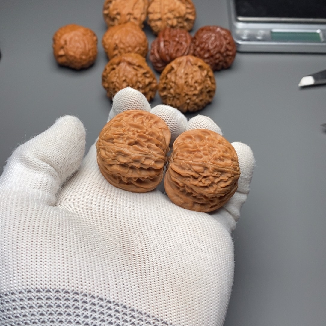 小***花把件文玩核桃40尺全品磨盘