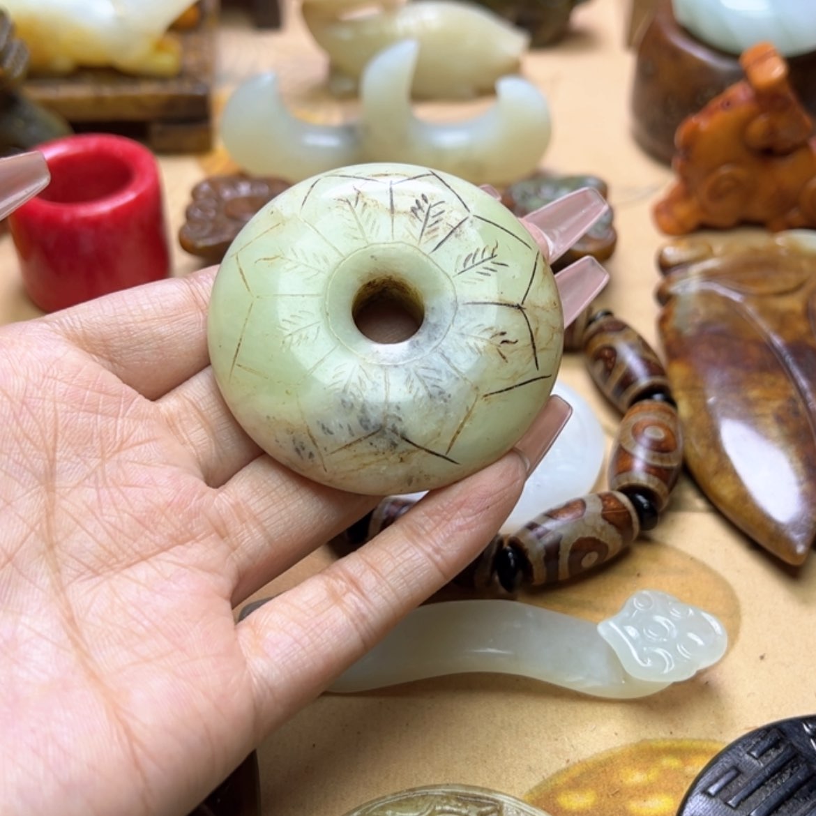 【闪购商品】蛇纹石玉颈饰未镶嵌