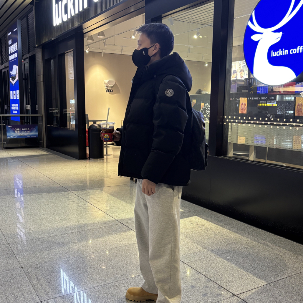 2100 男女同款羽绒服短款小登登