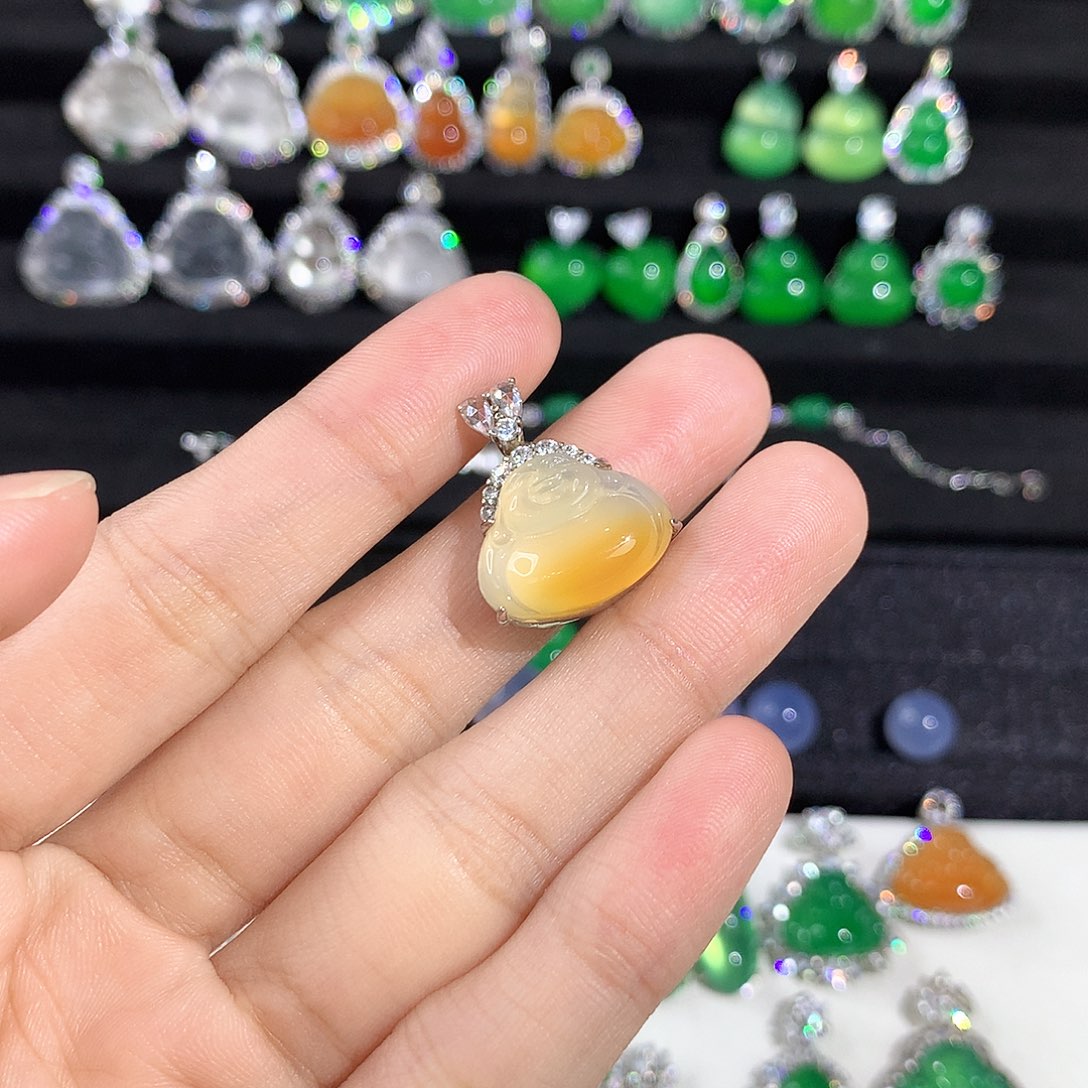 银S925镶嵌颈饰玛瑙/玉髓M****i