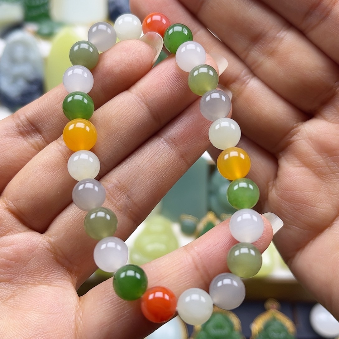 和田玉未镶嵌手串