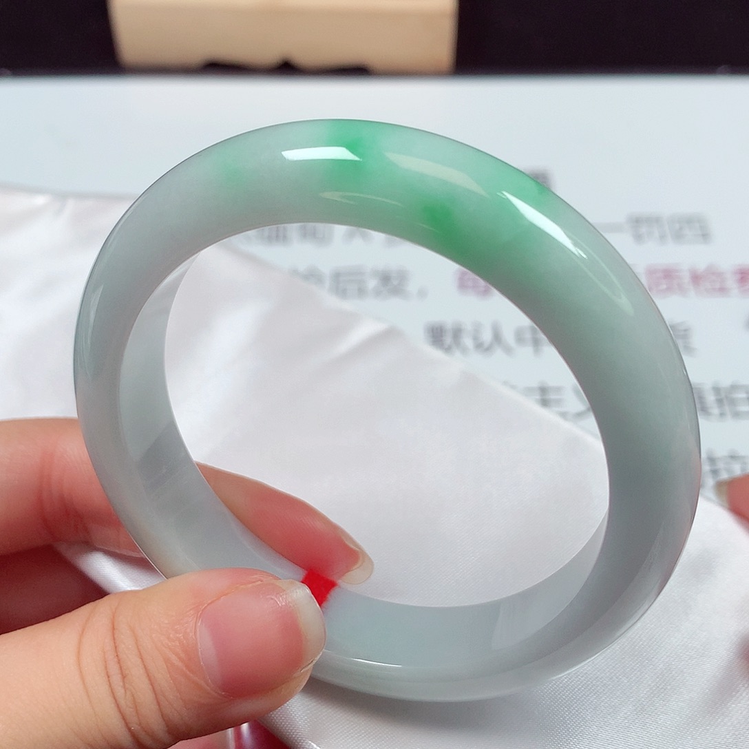 翡翠未镶嵌手镯1569