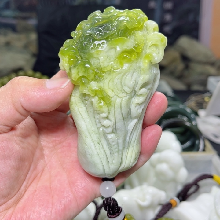 蛇纹石玉手把件多样性发货未镶嵌