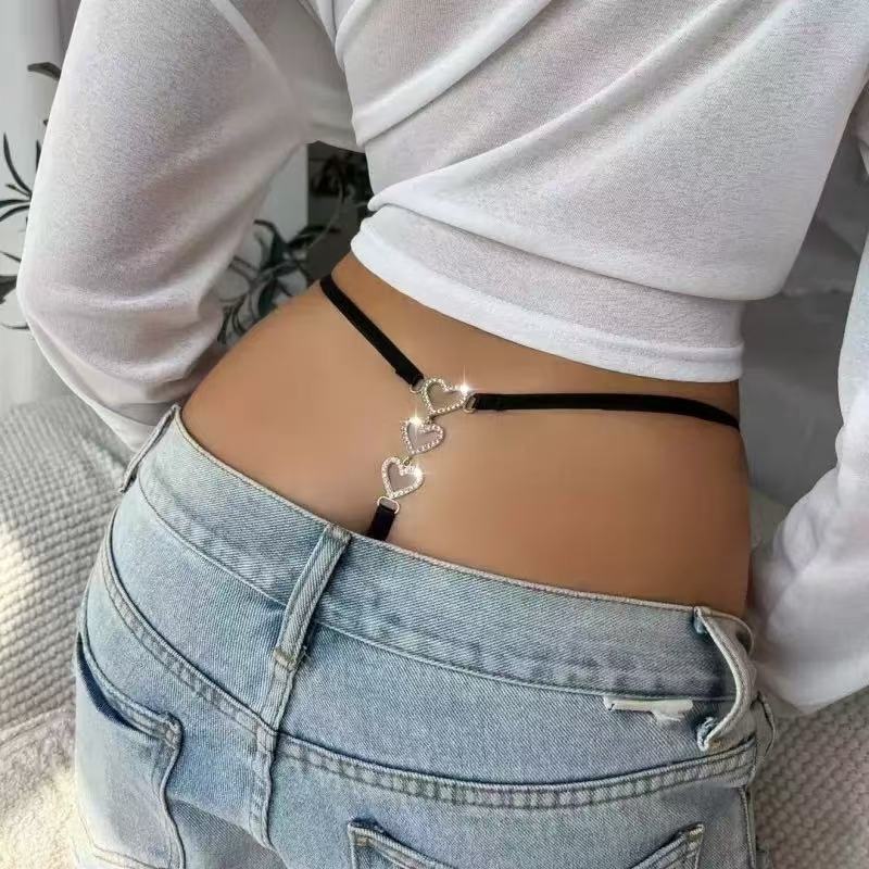 欧美风爱心闪钻吊扣细带性感低腰内裤8908#