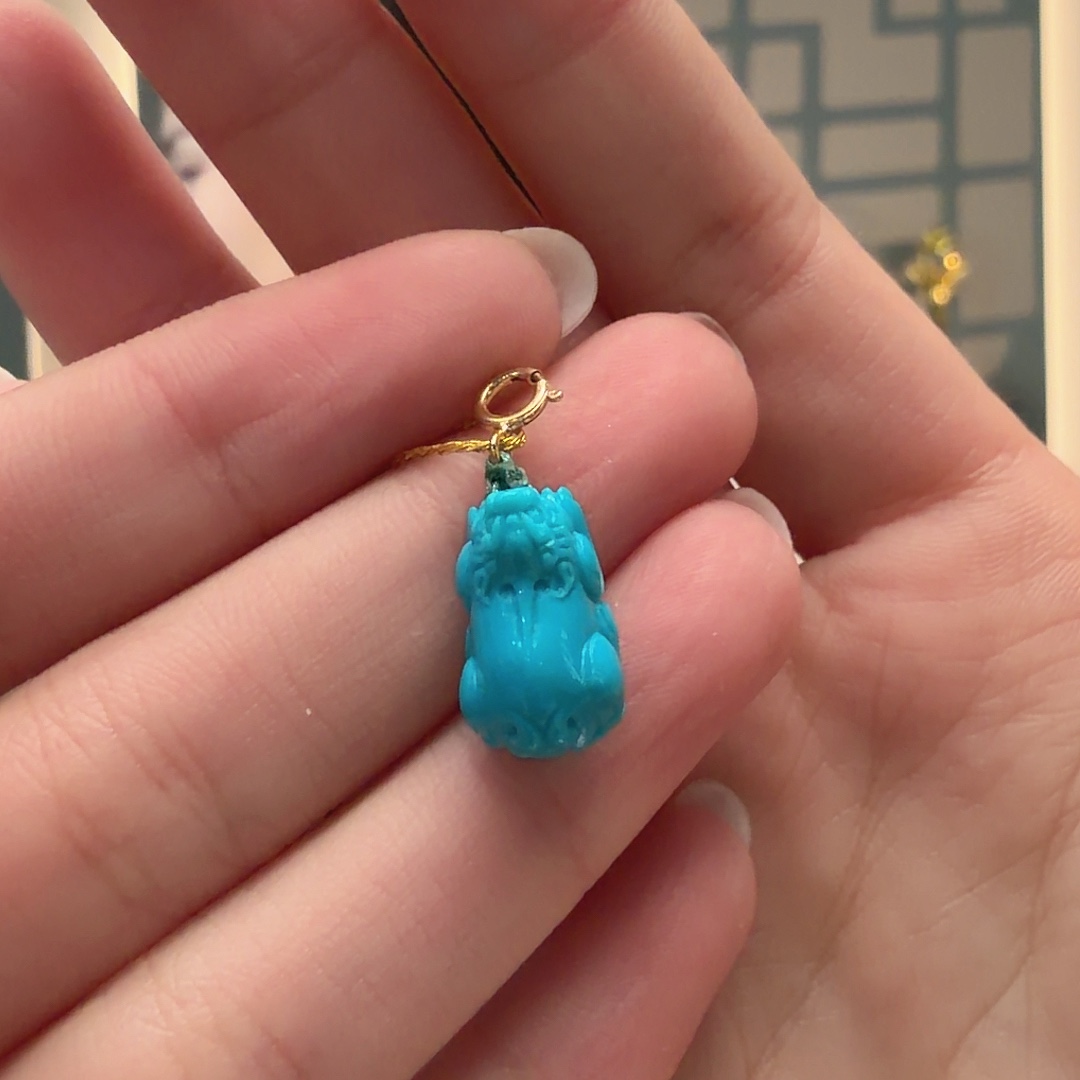 绿松石未镶嵌颈饰